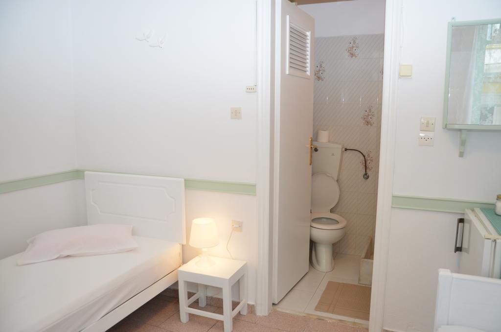Aegli Rooms Tínos 部屋 写真