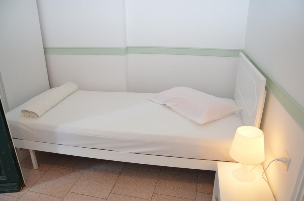 Aegli Rooms Tínos 部屋 写真