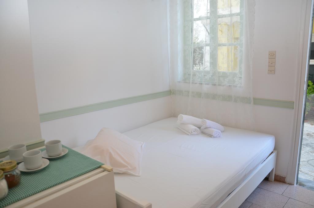 Aegli Rooms Tínos 部屋 写真